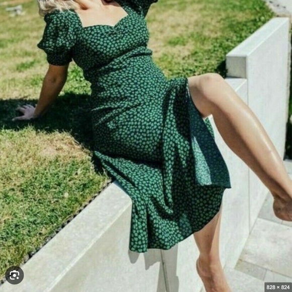 H&M Black Green Ditsy Floral Print Puff Sleeve Sweetheart Midi Slit Dress - Picture 1 of 13
